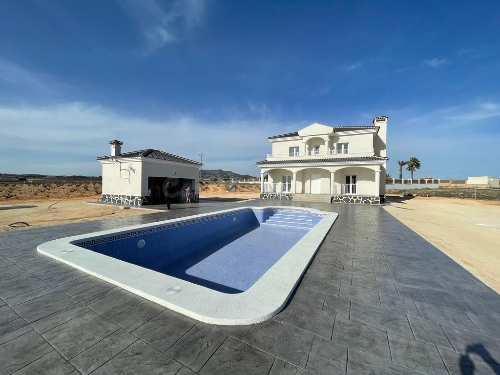 VILLAS DE OBRA NUEVA EN PINOSO - foto 3