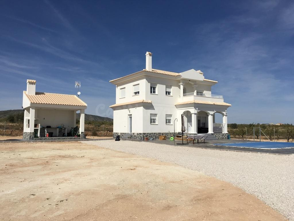 VILLAS DE OBRA NUEVA EN PINOSO - foto 3