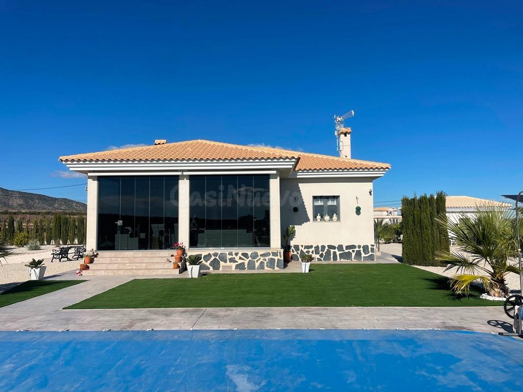 VILLAS DE OBRA NUEVA EN PINOSO