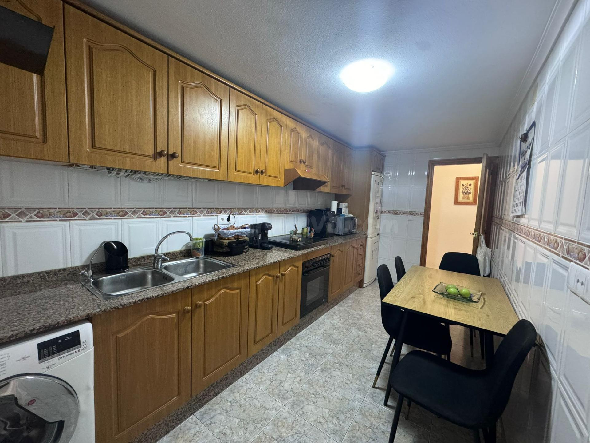Amplio piso en la zona del Parque de la U, listo para entrar - foto 2