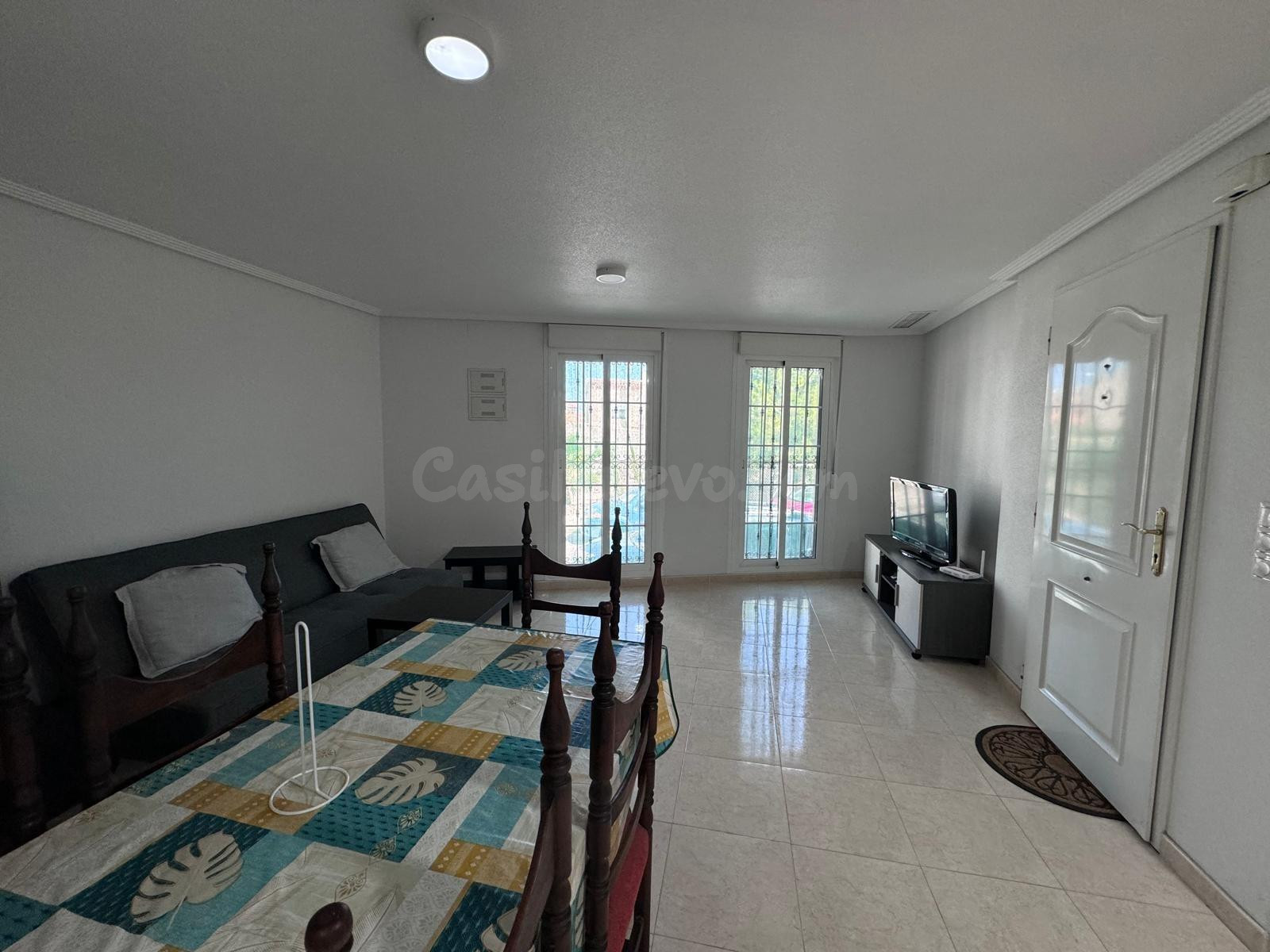 Moderno apartamento de 2 habitaciones en planta baja en las  - foto 3