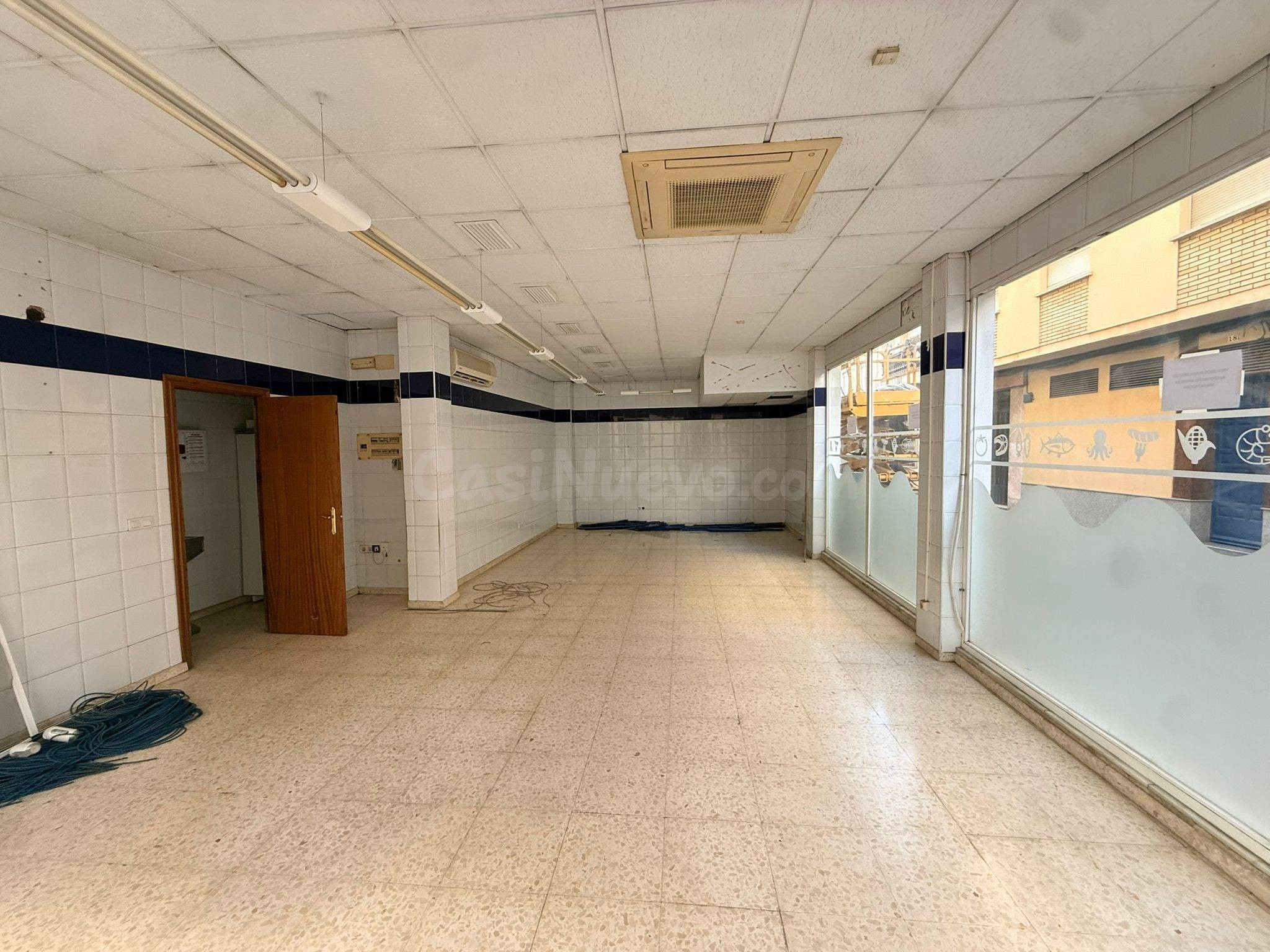 Local en venta en calle Santo Domingo (Cambio de uso permiti - foto 3