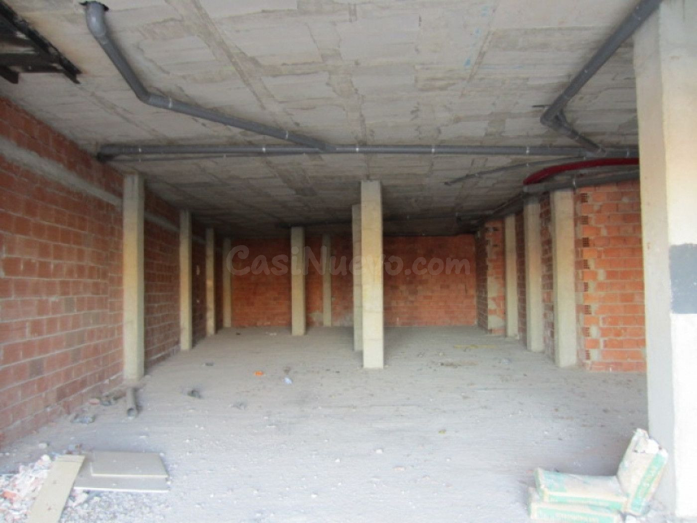 LOCAL COMERCIAL DE 150 M2 EN LA HOYA - foto 2