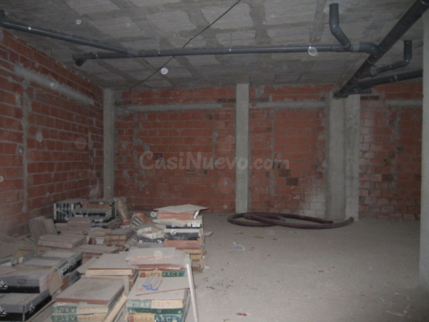 LOCAL COMERCIAL DE 150 M2 EN LA HOYA - foto 3