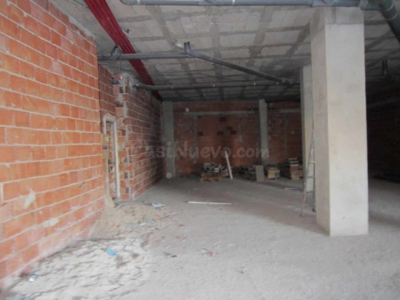 LOCAL COMERCIAL DE 150 M2 EN LA HOYA - foto 4