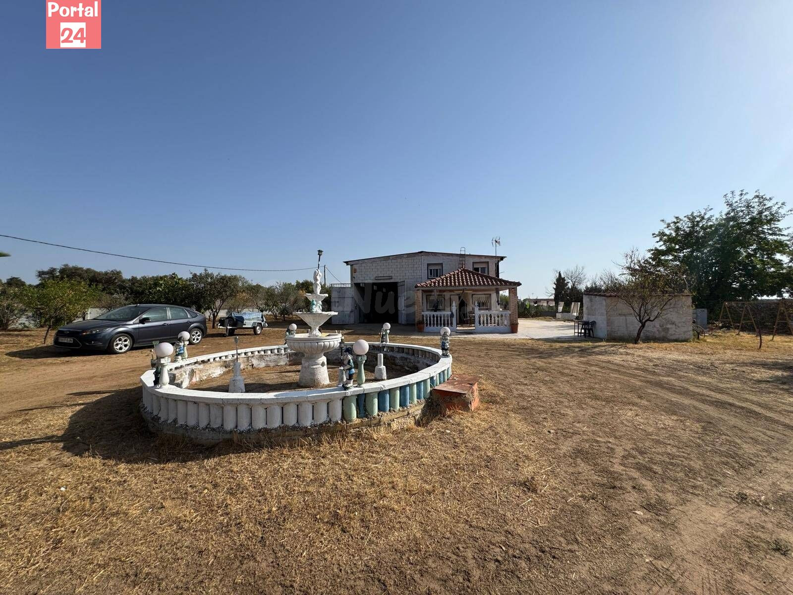 Parcela en venta carretera de Cáceres con vivienda. 119.900 €‼️PROINDIVISO‼️