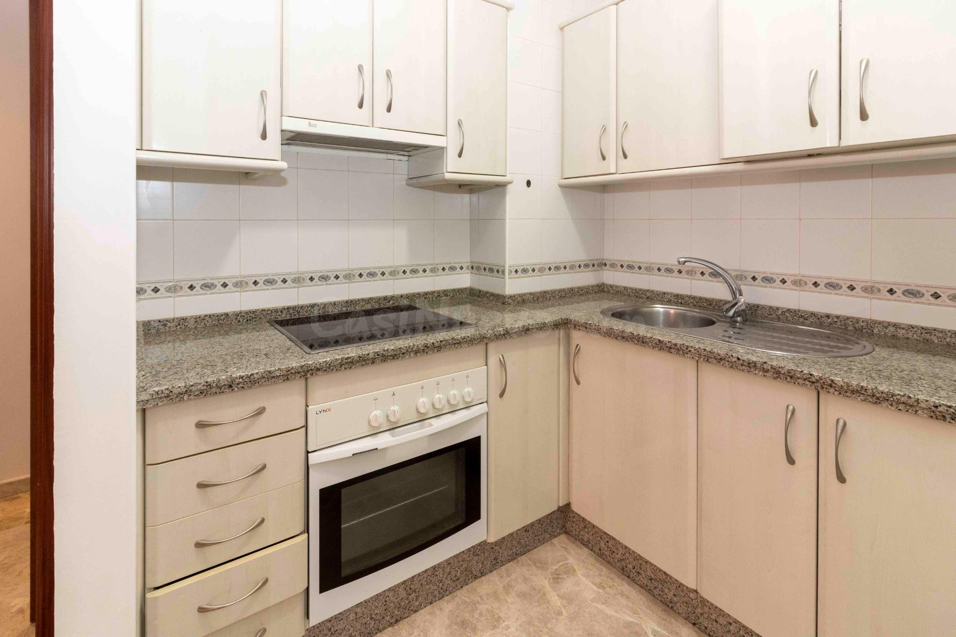 PRECIOSO APARTAMENTO  CON GARAJE EN PLENO CENTRO - foto 5