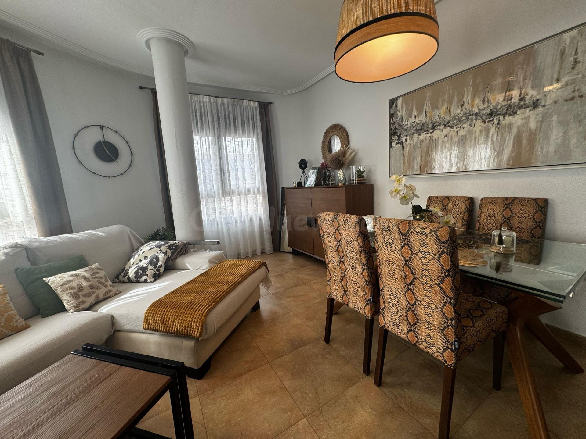 EXCLUSIVO PISO REFORMADO CON MUEBLES DE DISEÑO – LISTO PARA  - foto 2