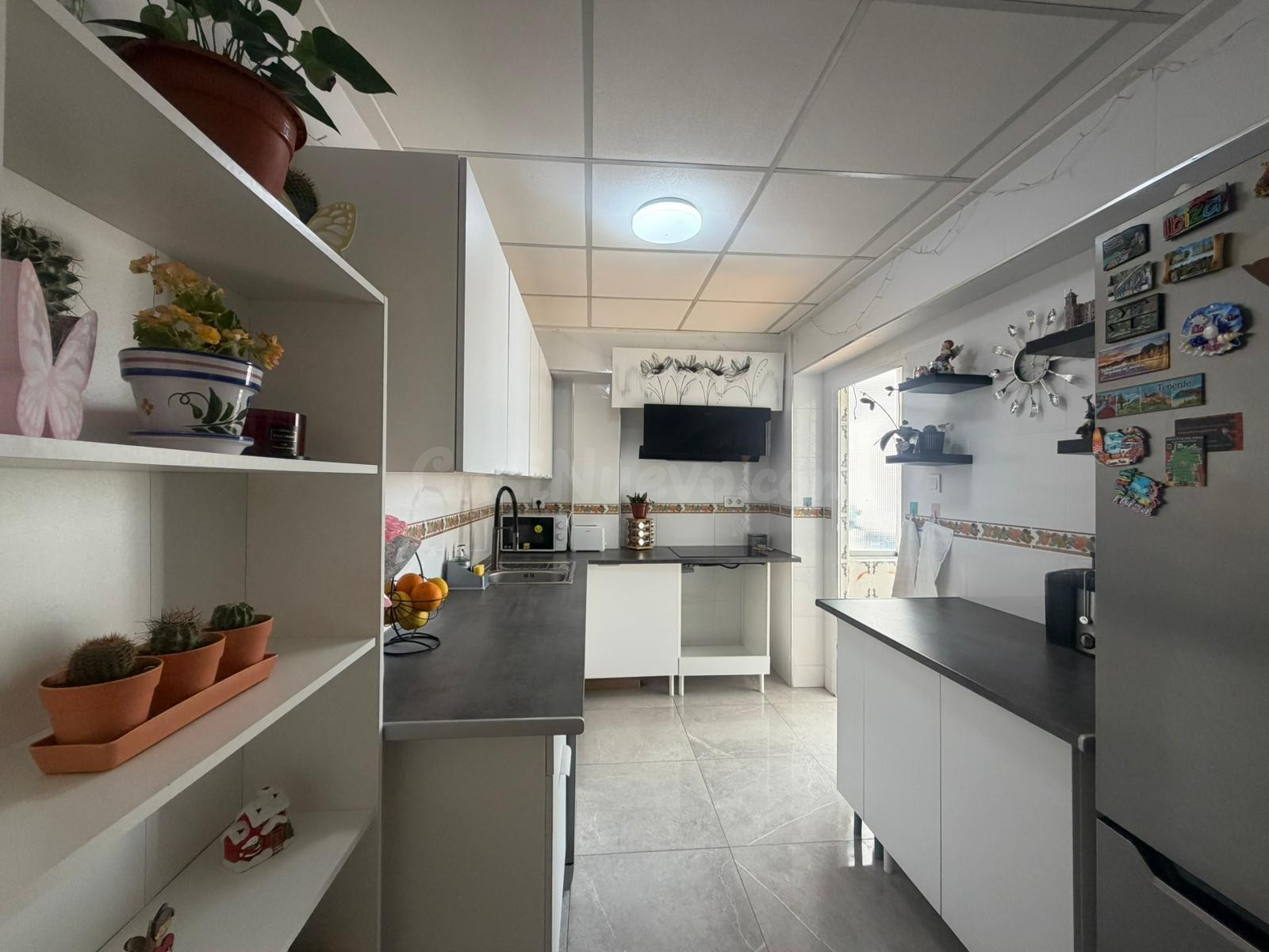 Piso reformado, esquinero y listo para entrar a vivir  ✨
