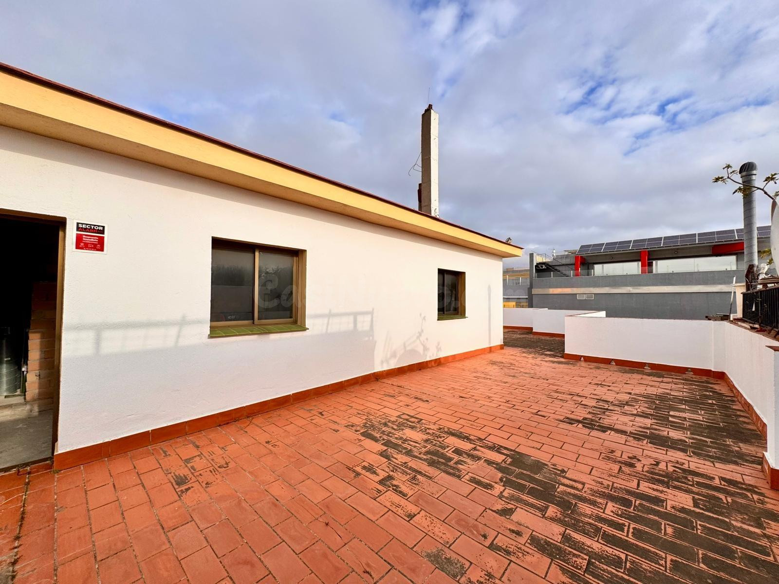 ¡Oportunidad Única! Se Vende Edificio en Excelente Ubicación - foto 2