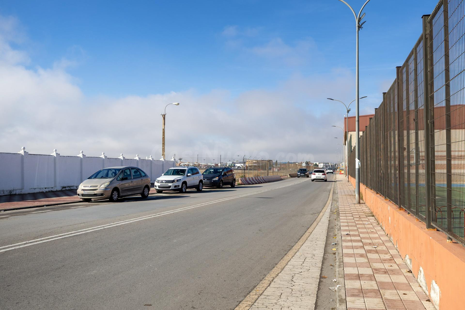 Amplio y Soleado Piso en Armilla, Zona Polideportivo -ESTUDI - foto 5