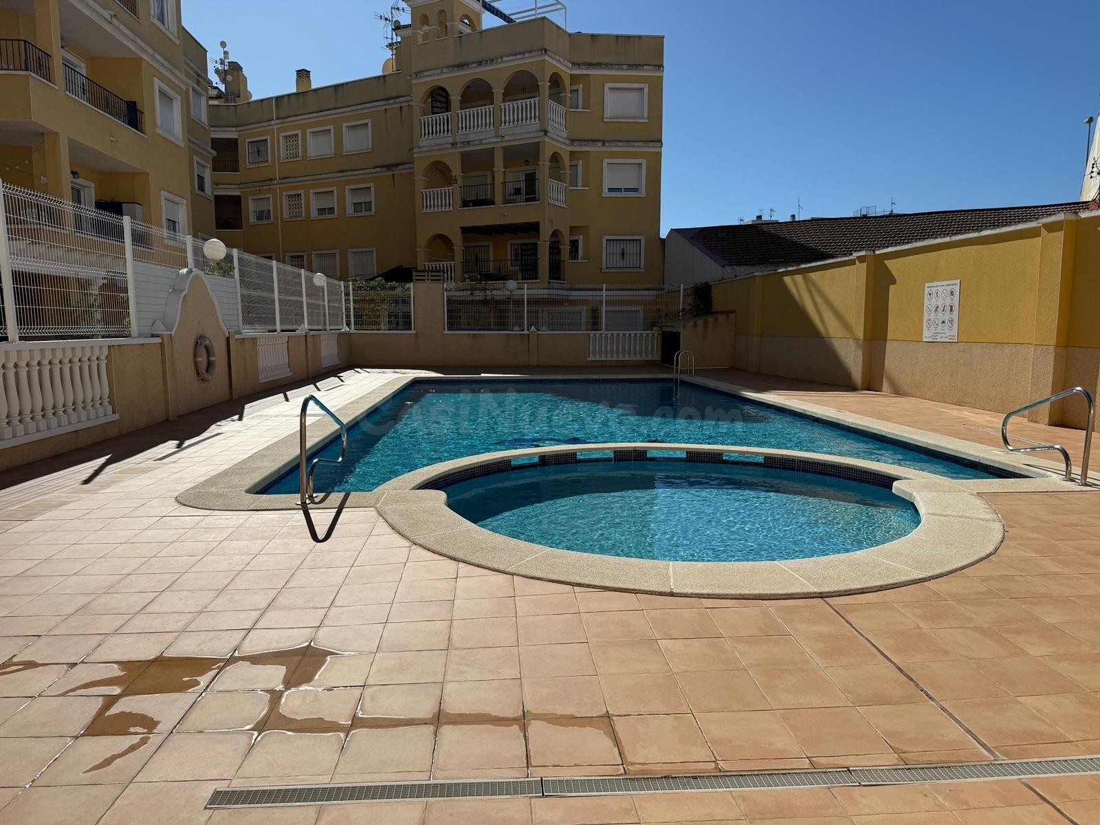 Piso Encantador en Almoradí - foto 4