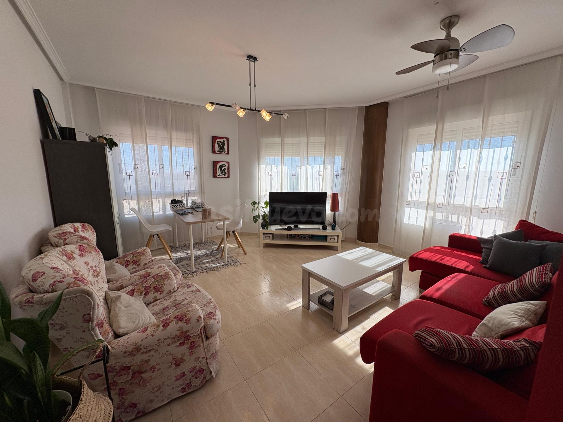 Amplio Apartamento en Almoradí - foto 4