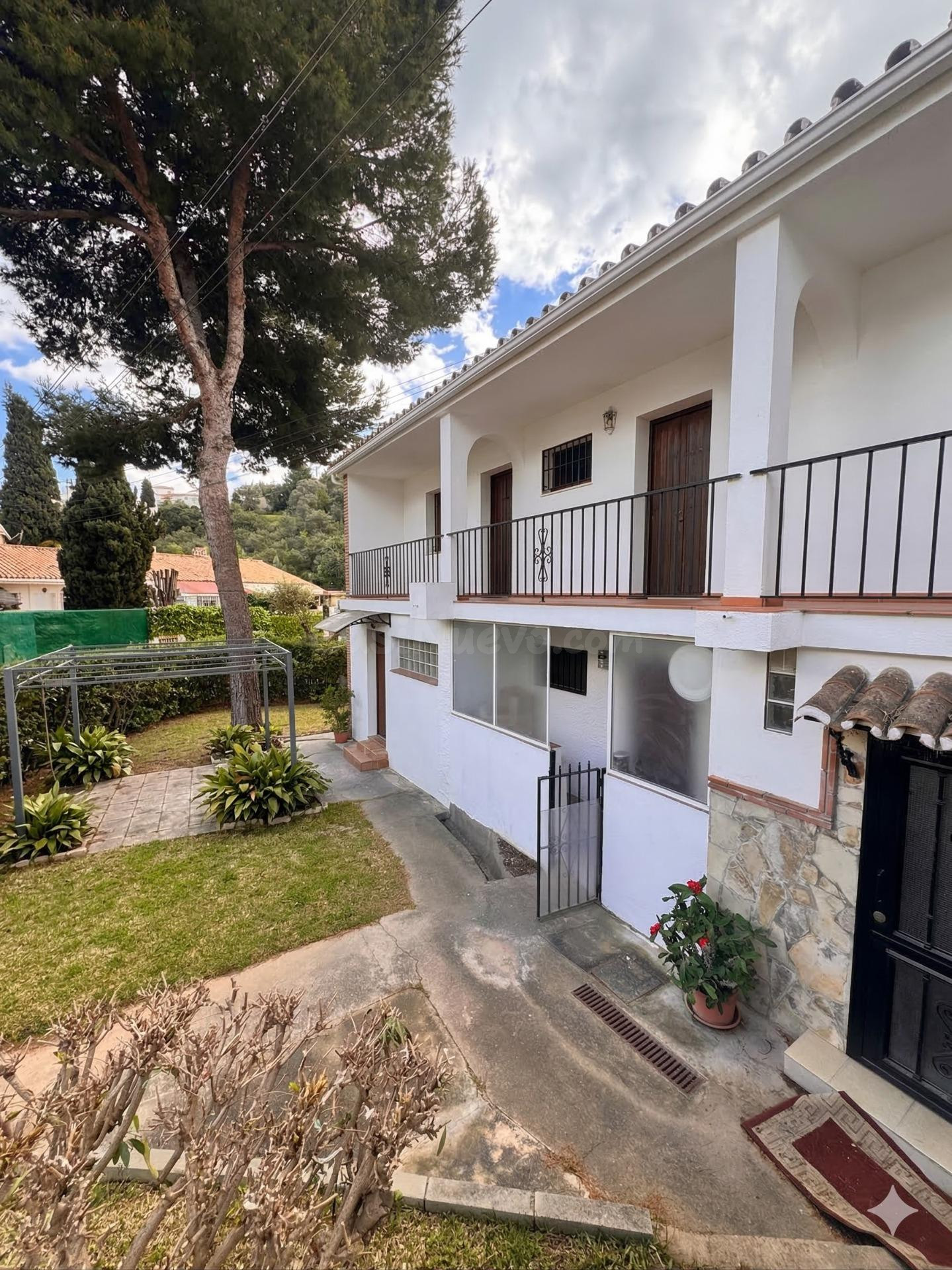 ¡Disfruta del paraíso en la Costa del Sol! ️✨ALQUILER DE LAR
