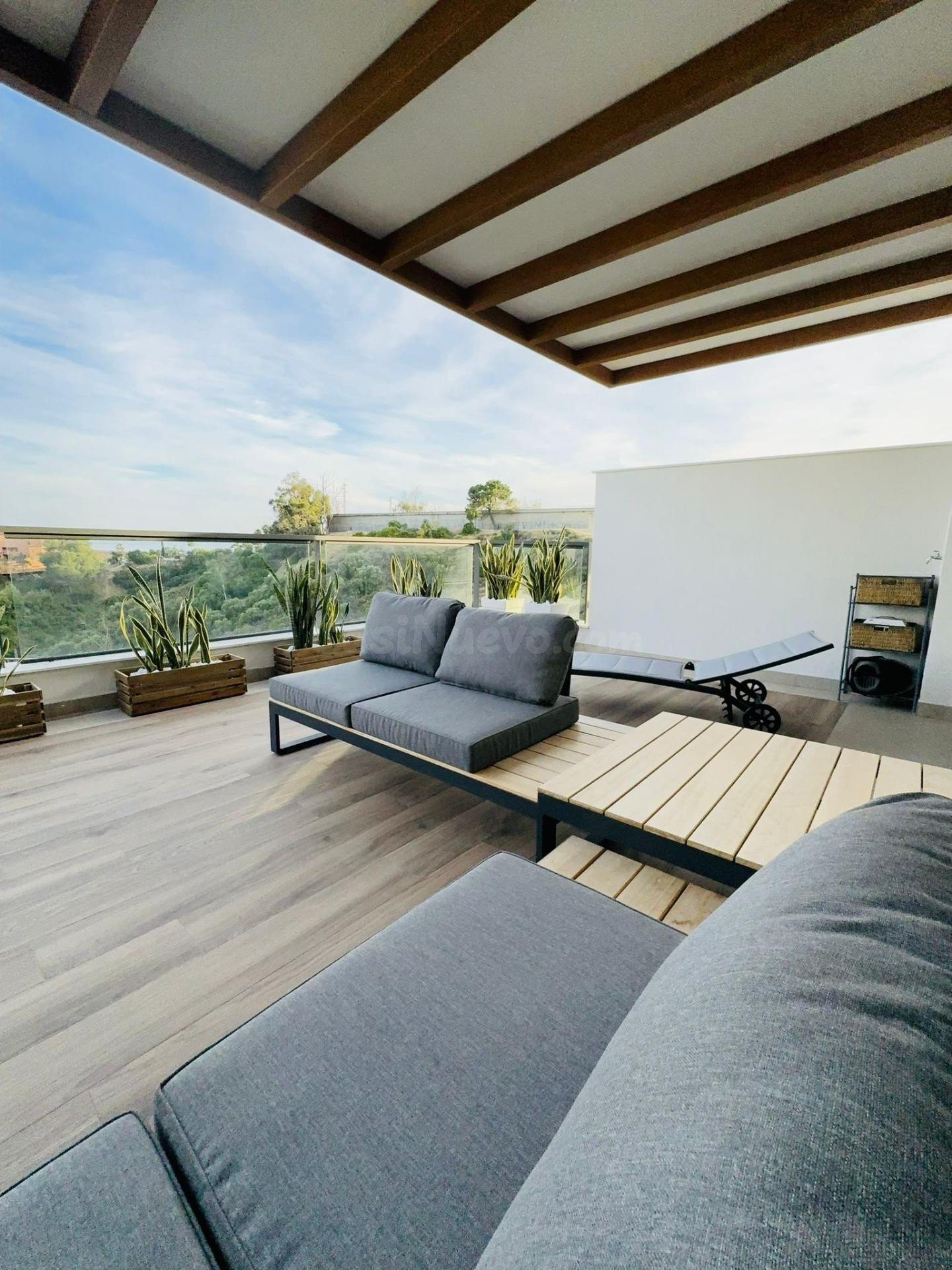 Apartamento contemporáneo con gran terraza y vistas al mar e - foto 4