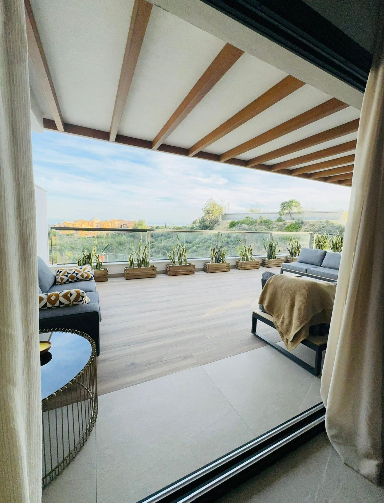 Apartamento contemporáneo con gran terraza y vistas al mar e - foto 5