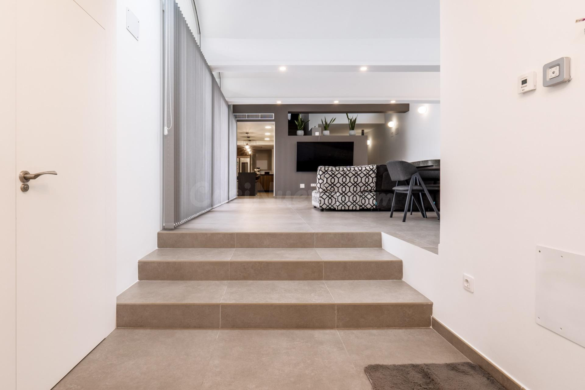 Villa de Lujo 3 habitaciones 389m² en venta - Entrada - foto 5