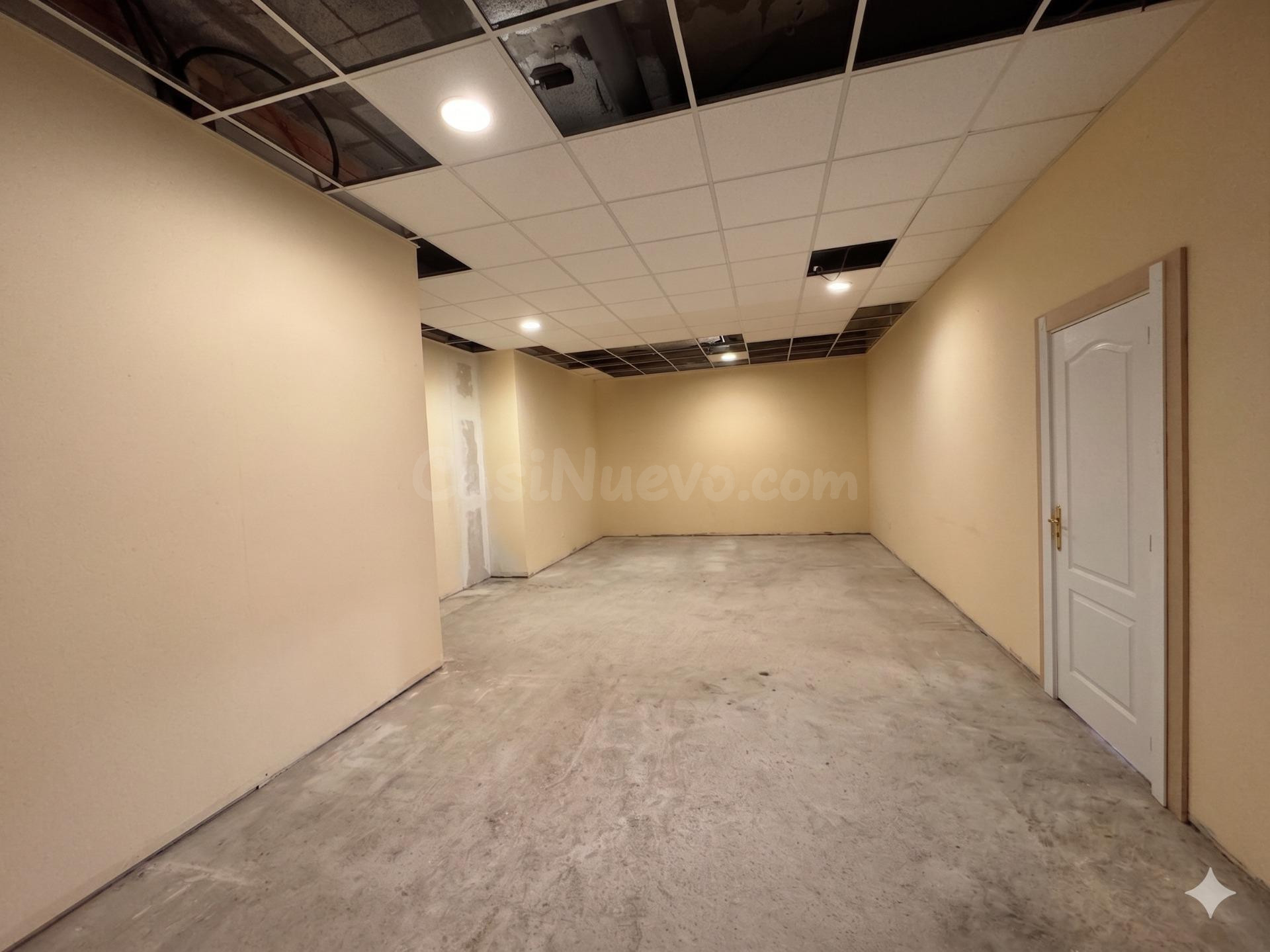 Local comercial en Los Boliches