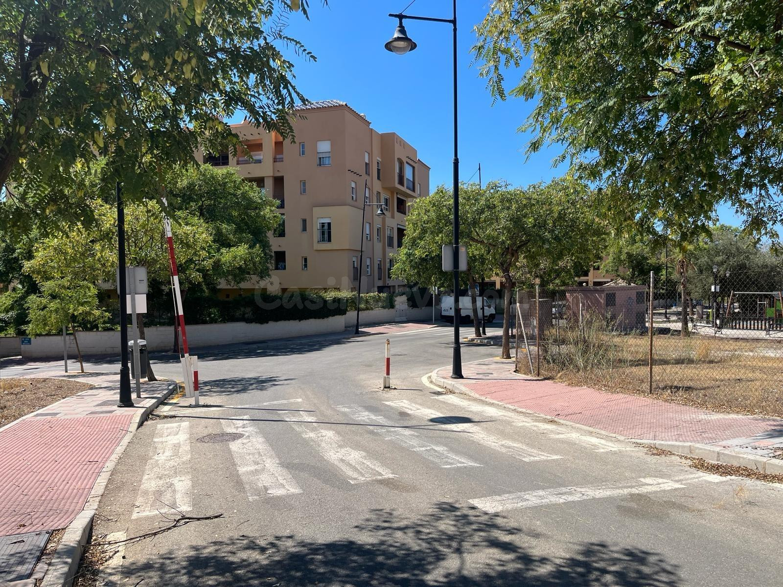 Parcela comercial en Fuengirola con gran potencial de desarr - foto 3