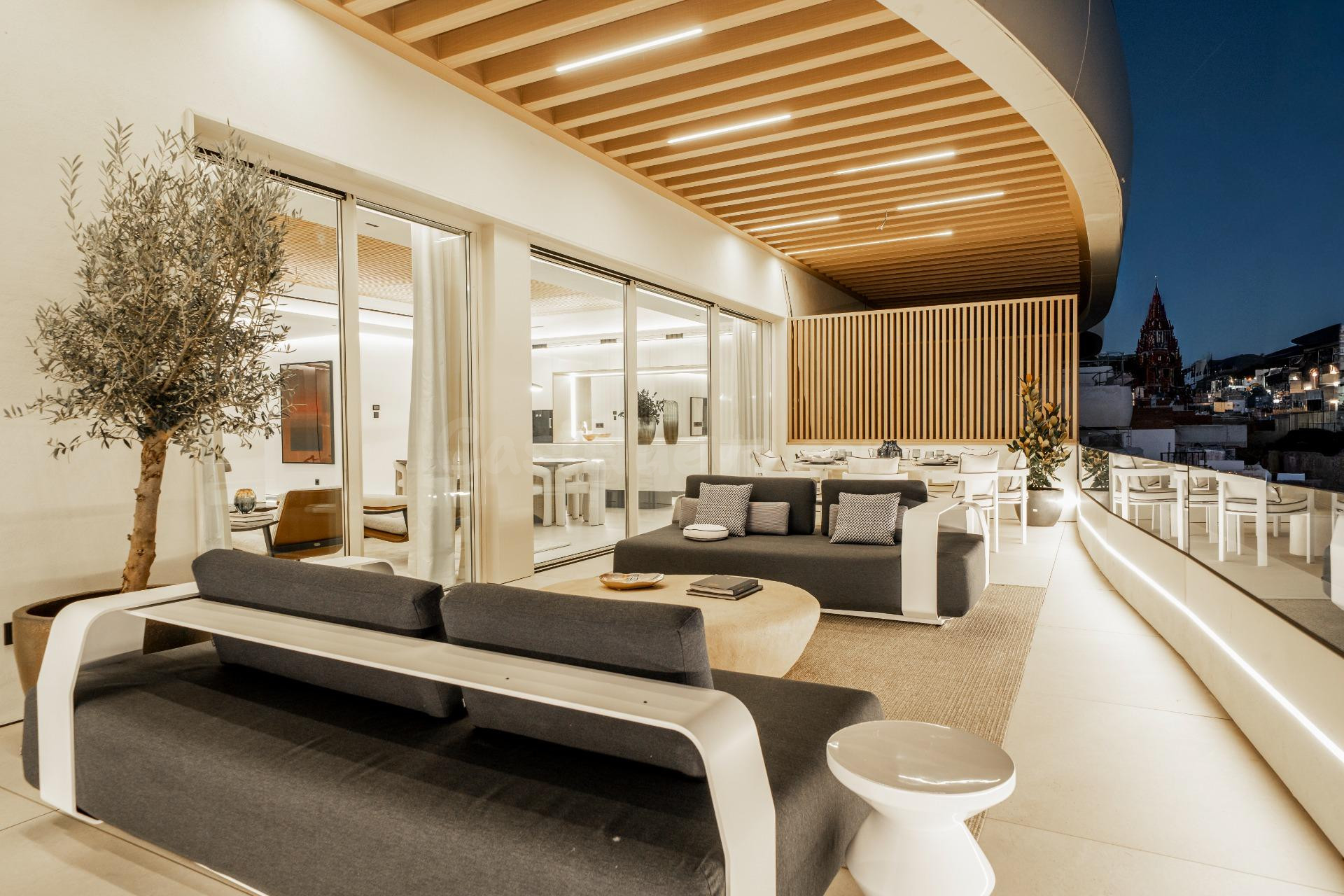 Exclusiva vivienda de alto nivel en planta baja con sótano,  - foto 3