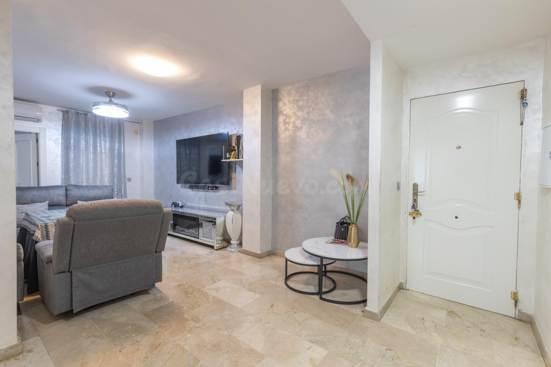 FANTÁSTICO PISO EN VENTA EN CIJUELA CON PATIO, GARAJE Y TRAS - foto 3