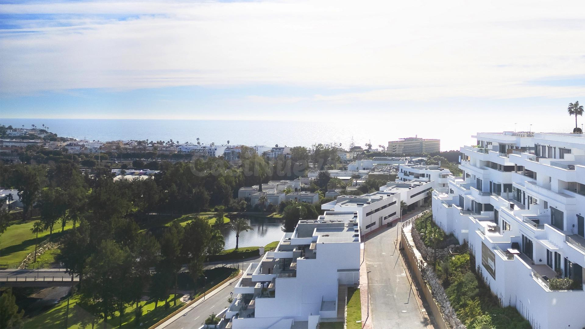 Navigolf Suites, vivienda en La Cala de Mijas con garaje, tr - foto 2