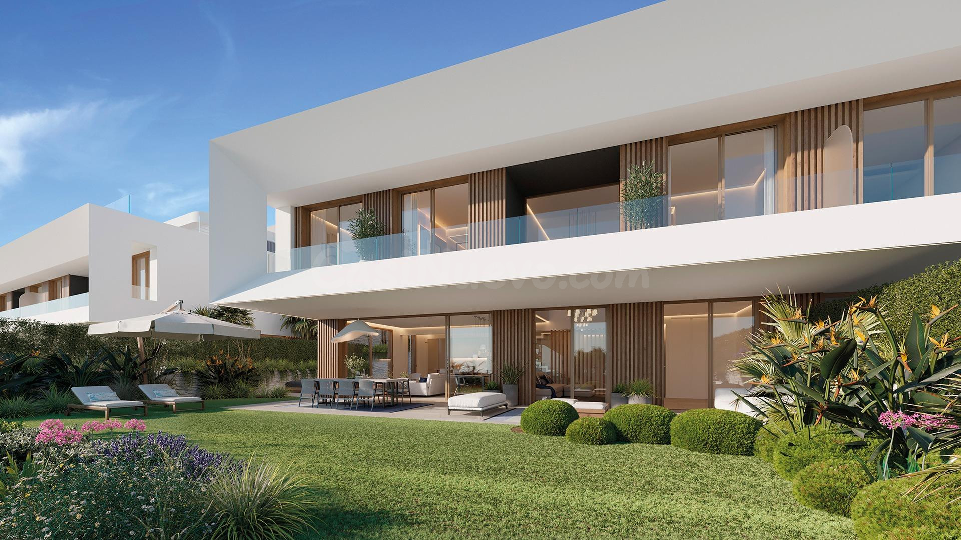 Lyra Residence, vivienda de lujo de 4 dormitorios con jardín privado, 2 salas multiusos, solárium y sótano en Estepona, Málaga