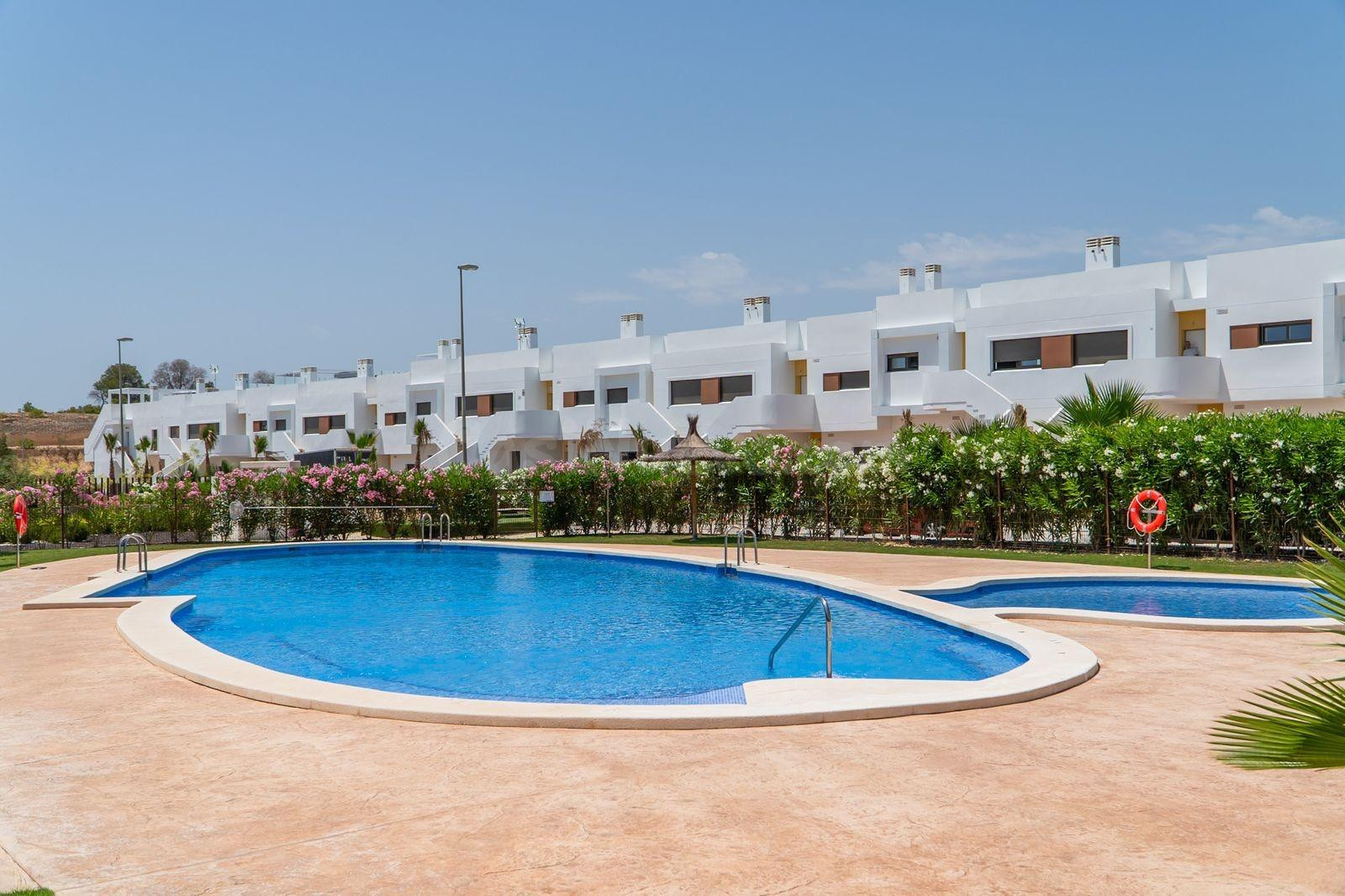 RESIDENCIAL DE OBRA NUEVA DE BUNGALOW EN VISTABELLA