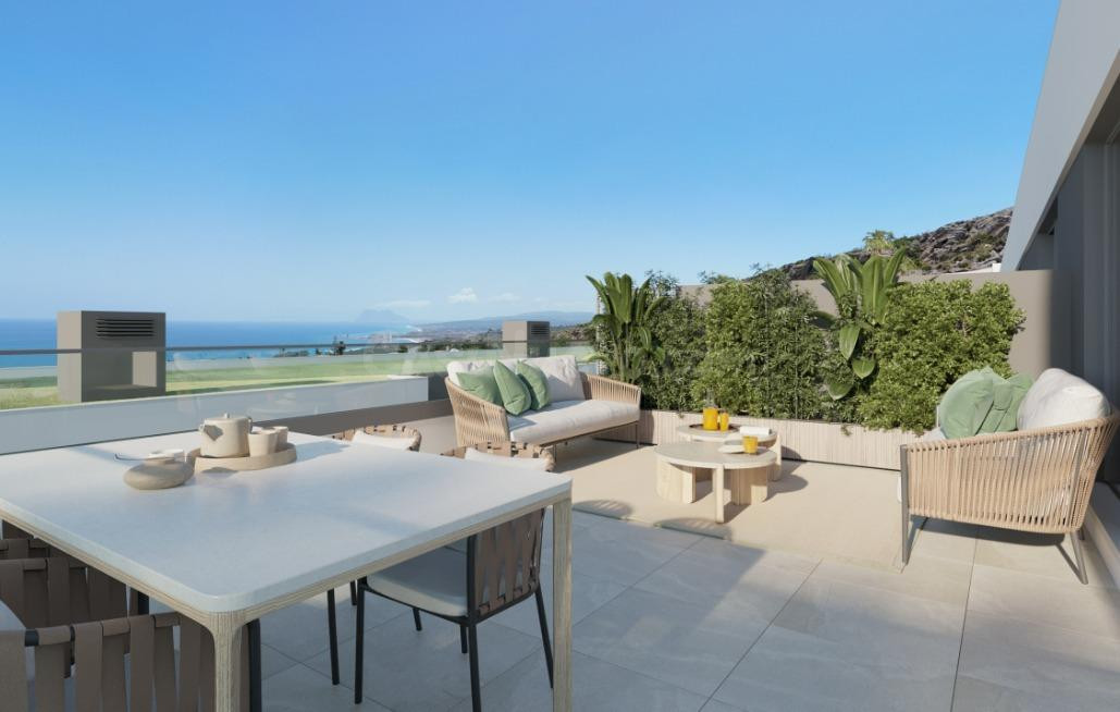 Blue Wave, vivienda con terraza y vistas al mar en Manilva - foto 5