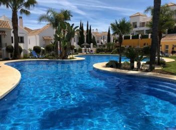 Apartamento en alquiler de larga temporada en Marbella con t