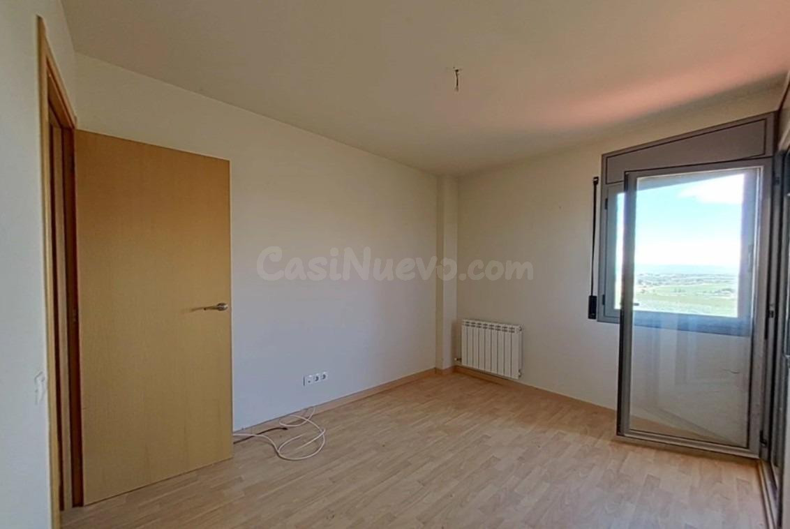 Piso en venta en el centro de Vilanova de Segrià - foto 2