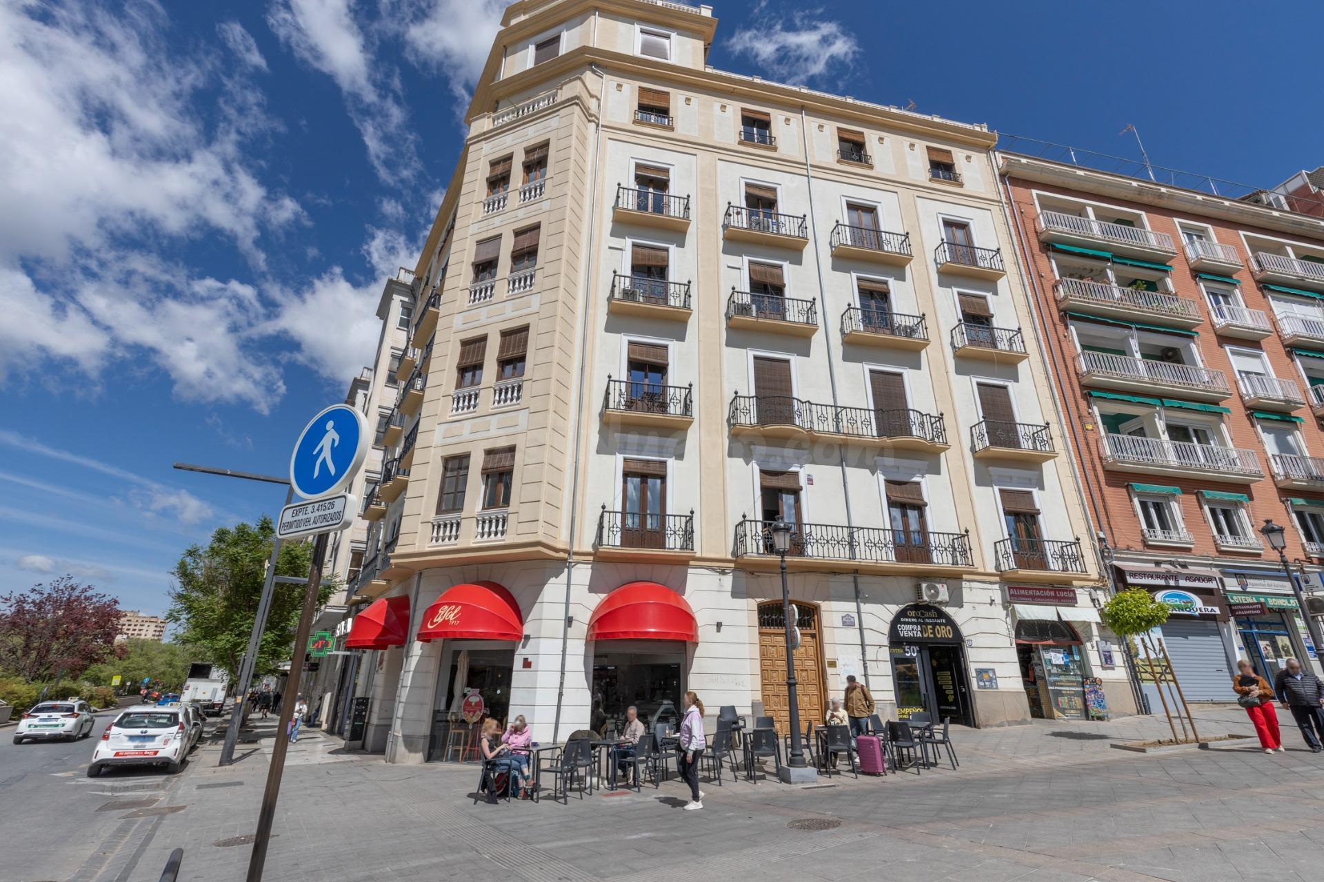 PISO EXCLUSIVO EN ESQUINA EN ZONA TRIUNFO/CONSTITUCIÓN