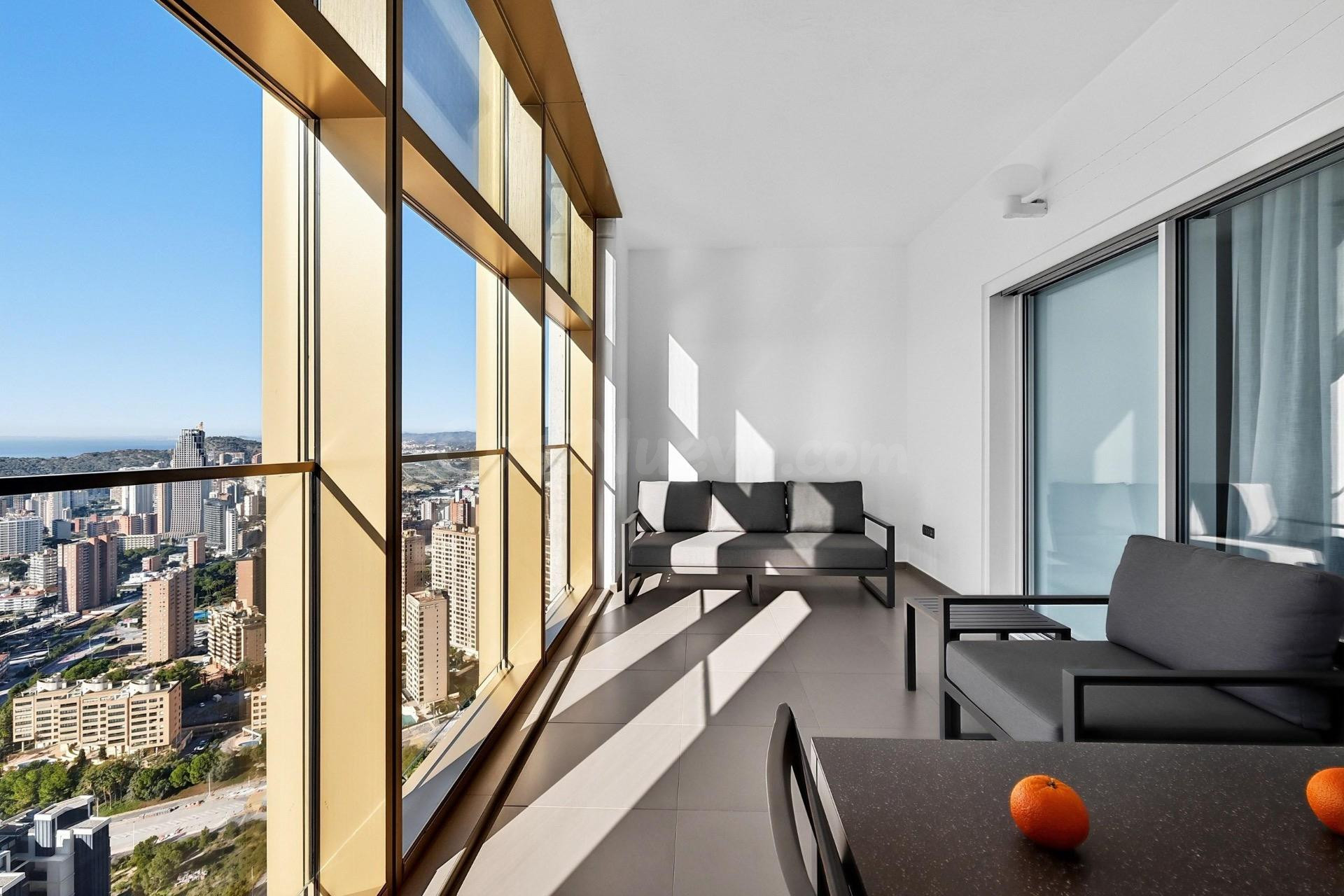 Apartamento de lujo con vistas panorámicas a Benidorm - foto 3