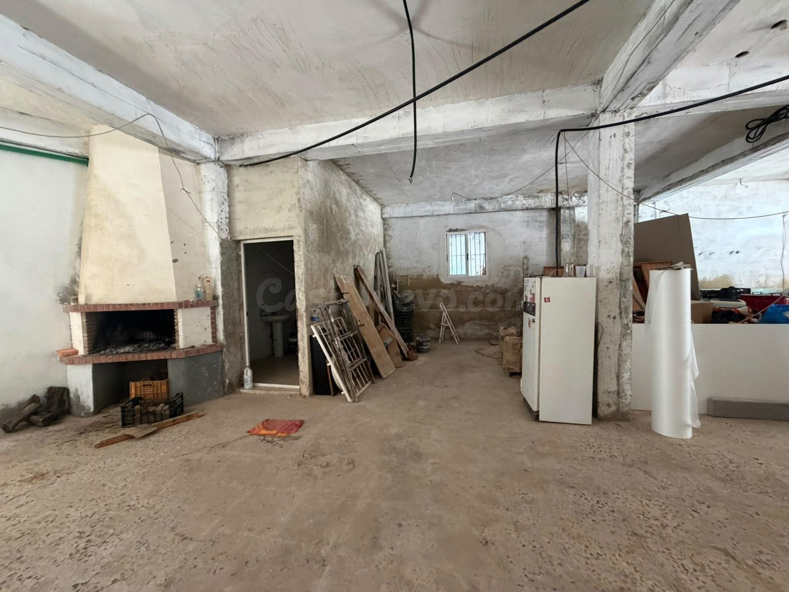 Local de 172 m2 con cambio de uso a vivienda aprobado | En b - foto 4