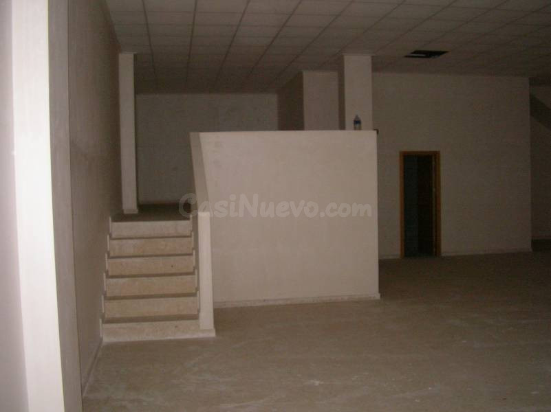 Local comercial 350m² en alquiler - Plaza Madrid - foto 5