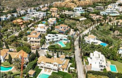 Villa contemporánea en Los Flamingos, Benahavís, con vistas  - foto 2