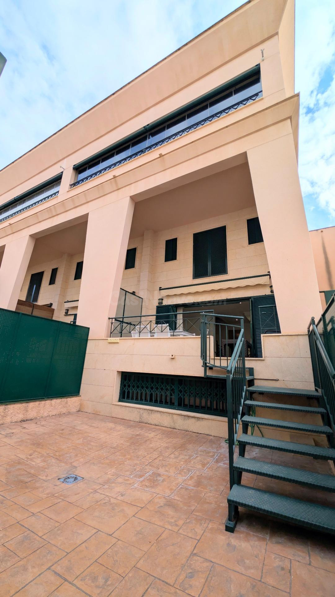 ✨ ELEGANCIA Y EXCLUSIVIDAD: VIVIENDA DE LUJO EN ALQUILER VAC