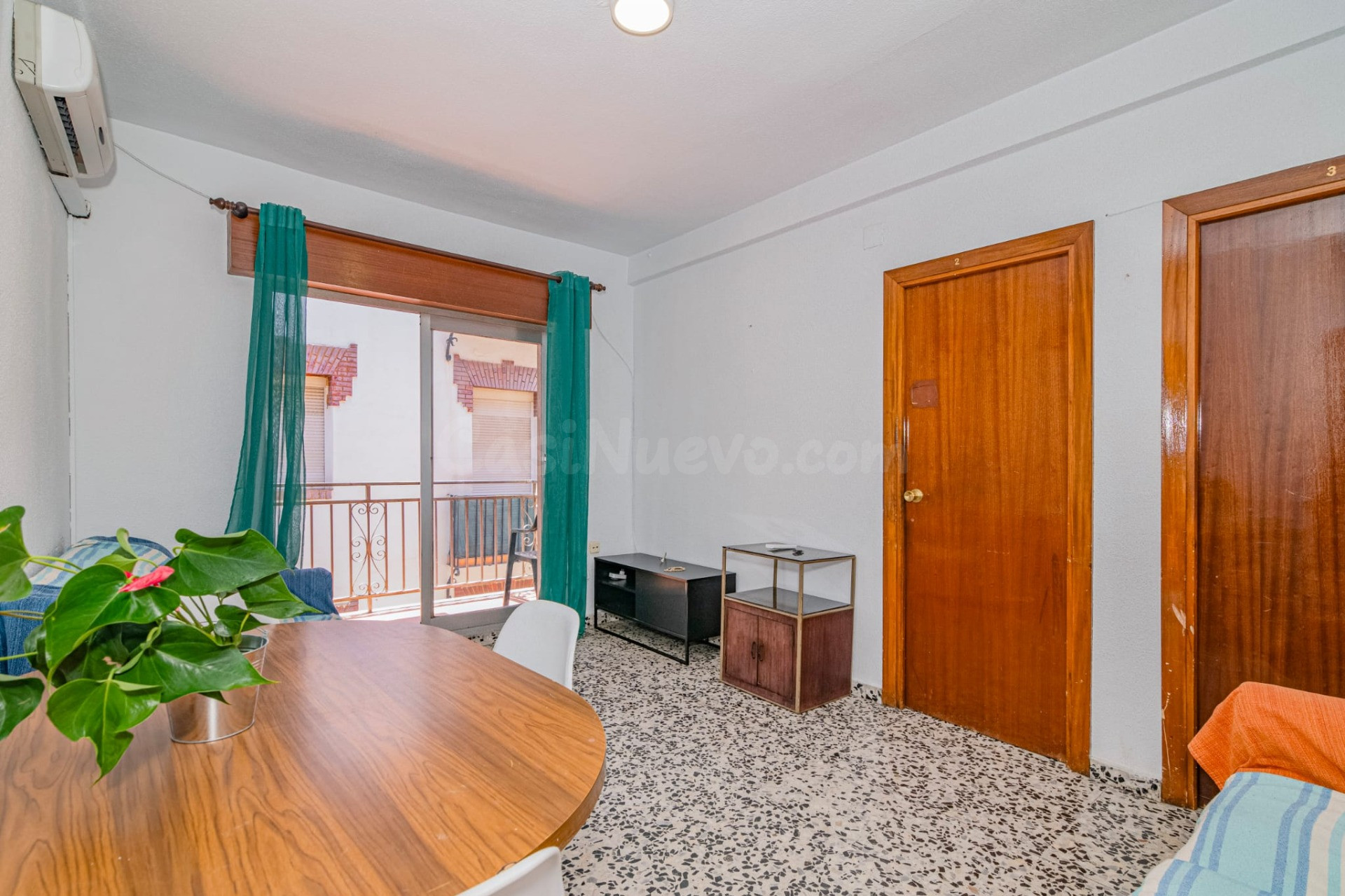 PISO DE 4 DORMITORIOS EN EL CENTRO DE GRANADA - foto 2