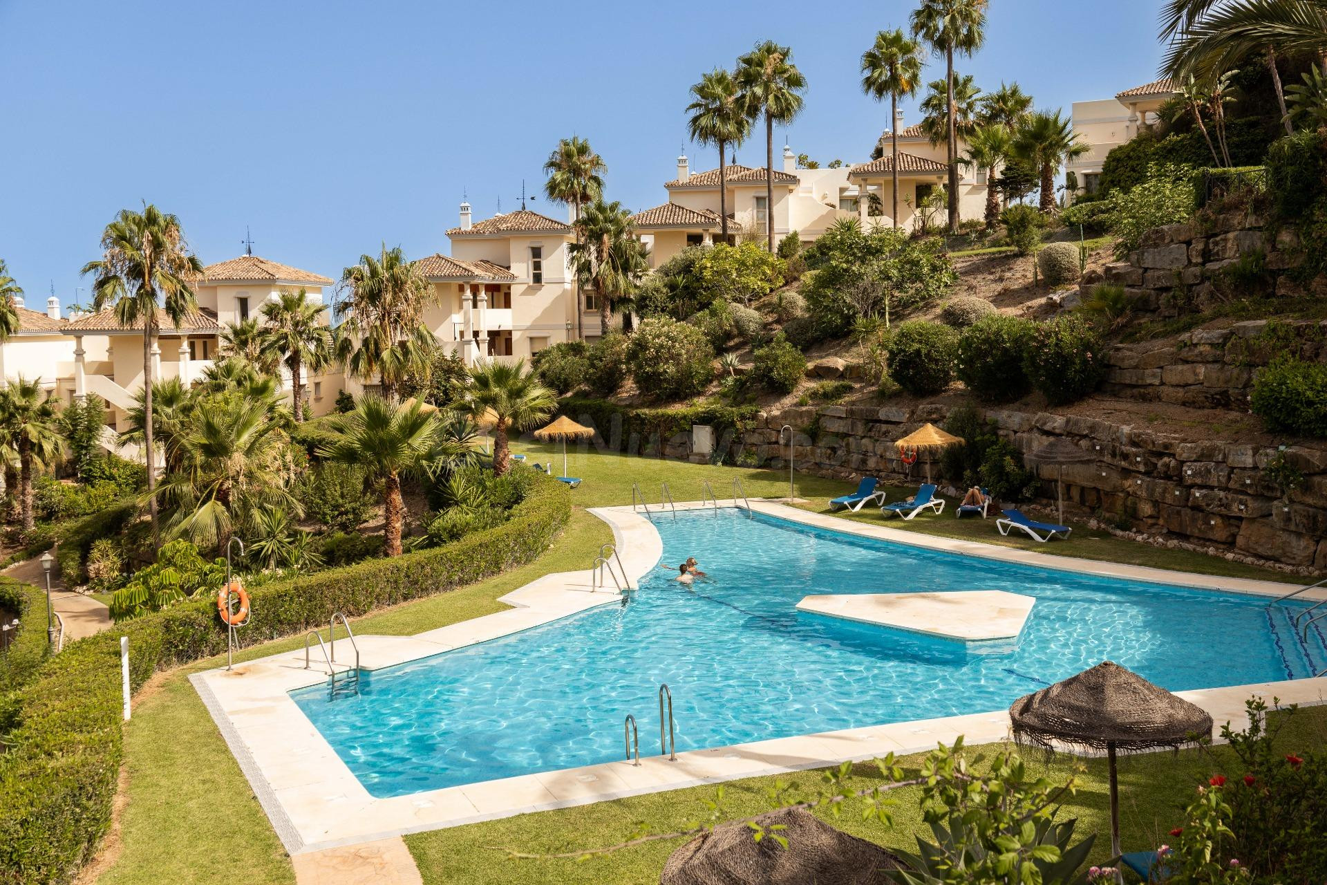 Apartamento de lujo en planta baja en Les Belvederes, Nueva  - foto 2