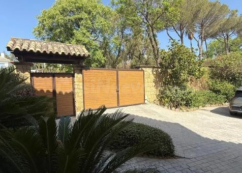 Villa de lujo en Benahavís con 5 dormitorios, 6 baños y parc - foto 5