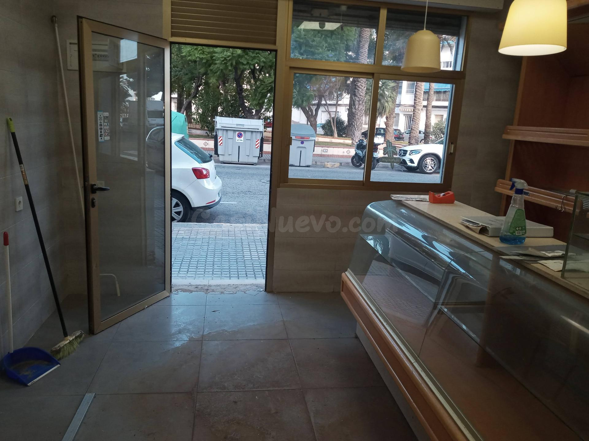 Local comercial 30m² en venta - Huerto de Travalón - foto 2