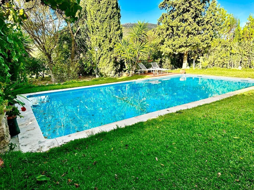 Casa con terreno 4 habitaciones 205m² en venta - Carcabuey
