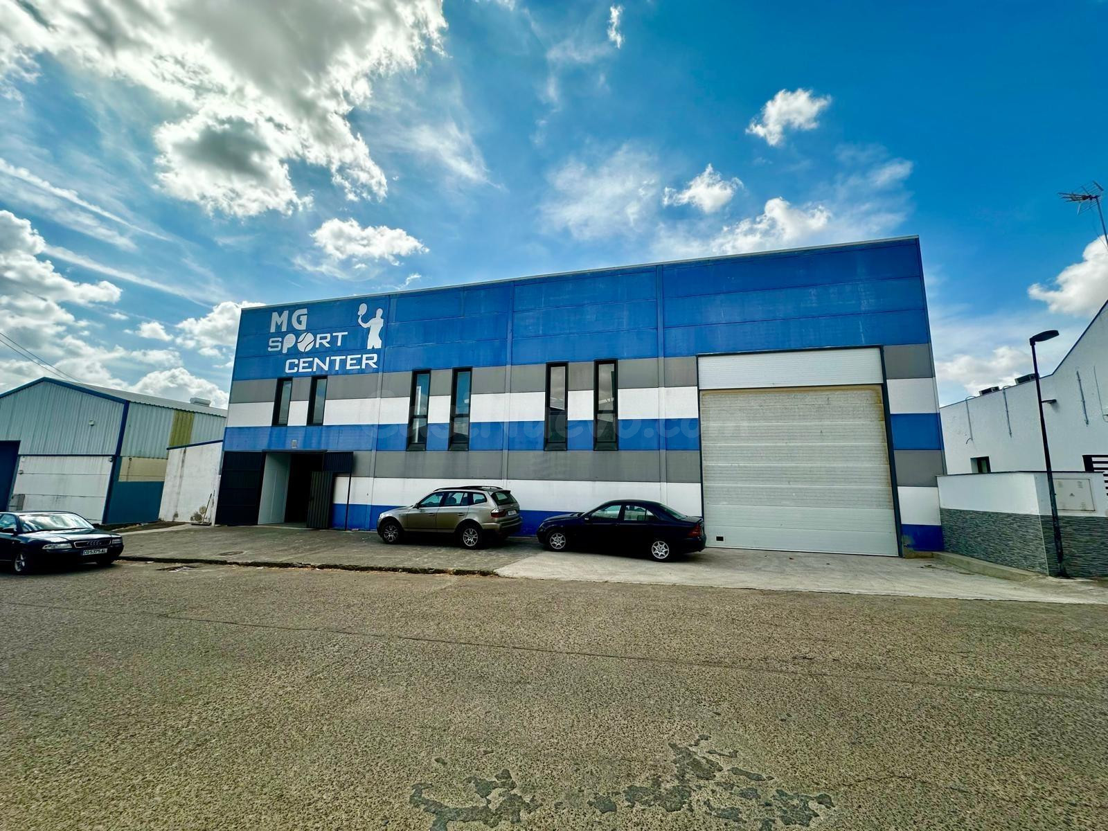 Venta o Alquiler de Nave Industrial en el Polígono Industria - foto 3