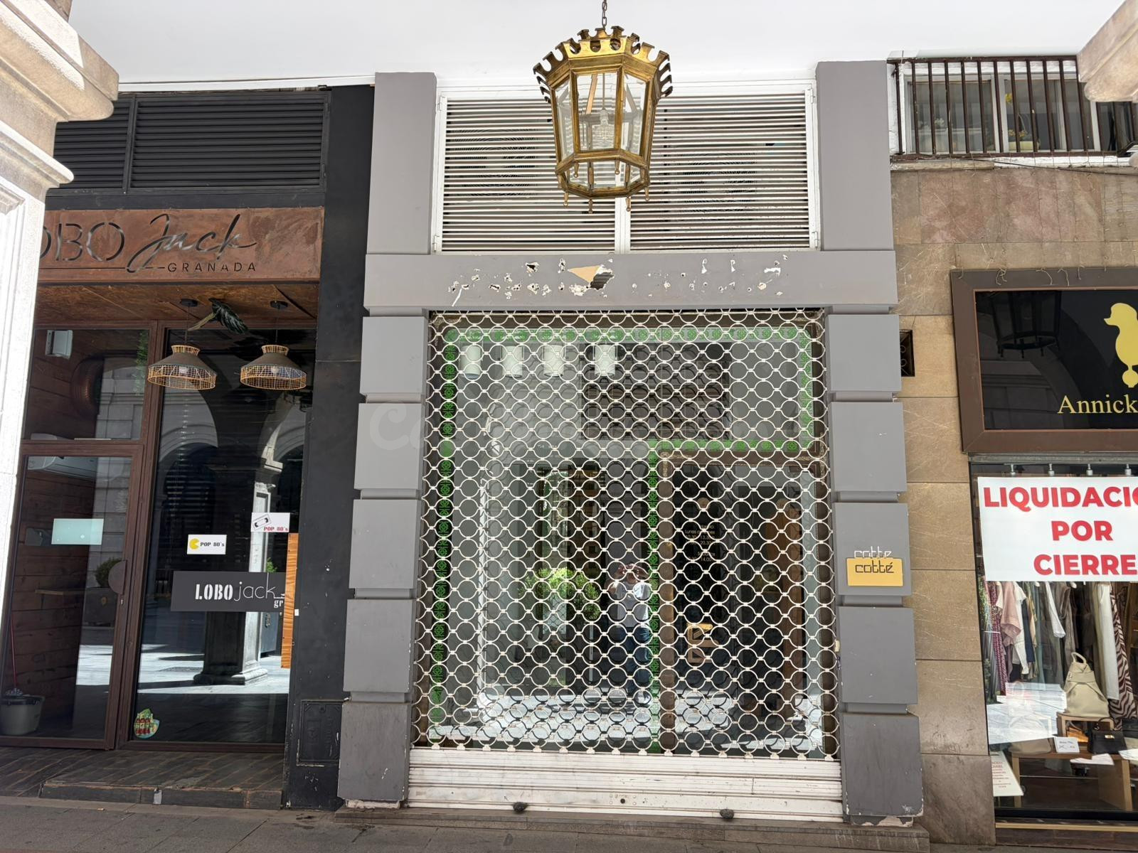 Amplio local comercial en el corazón de Granada - Oportunidad única - foto 3