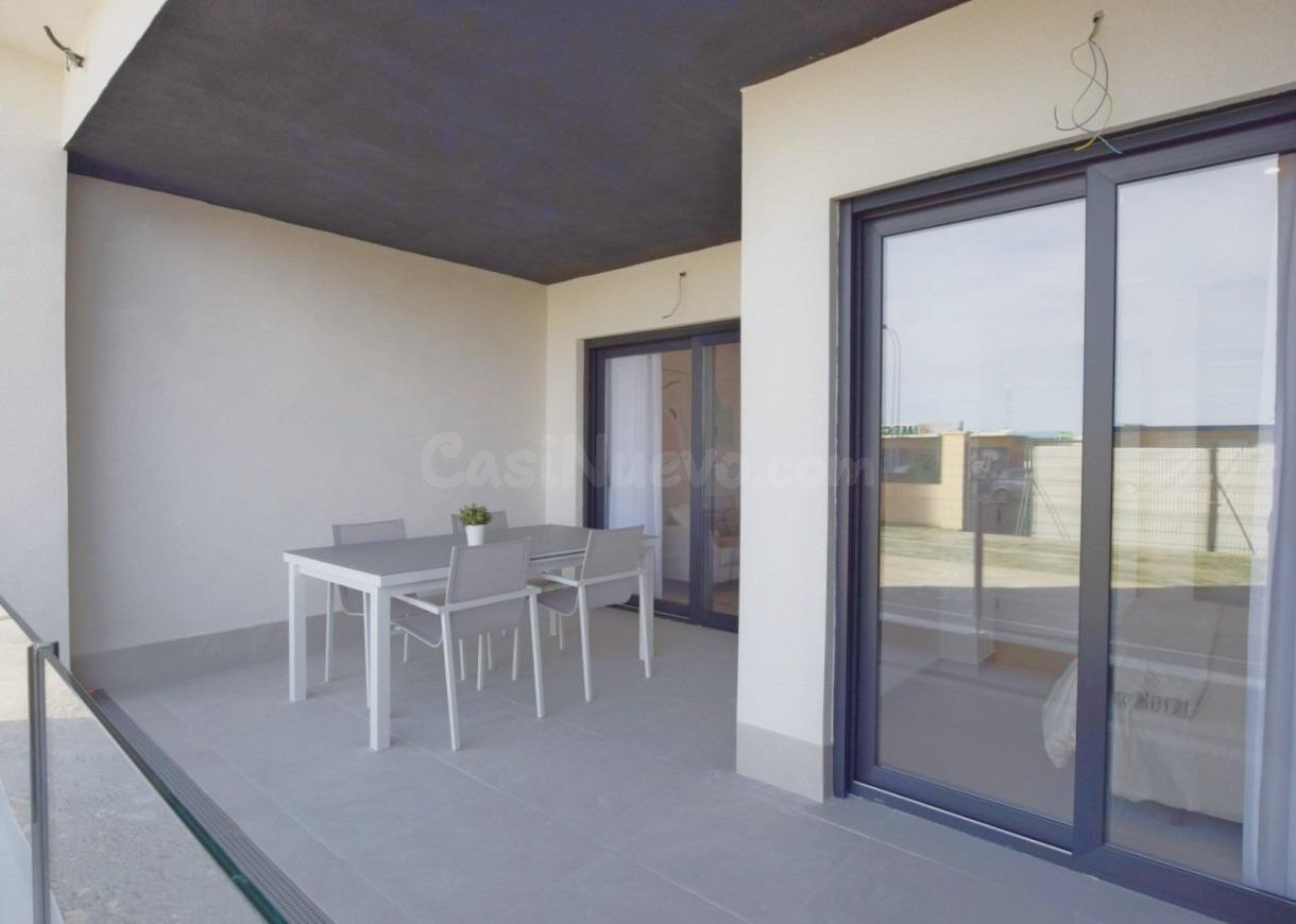 APARTAMENTO  A 700 METROS DEL MAR - foto 2