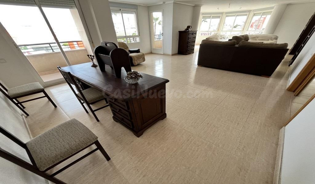 ALTO STANDING - Se vende precioso y GRAN PISO 2º ESQUINA 213 metros - foto 2