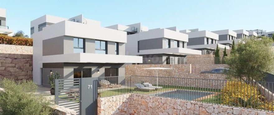 CHALET INDEPENDIENTE  CON 275 METROS DE JARDIN