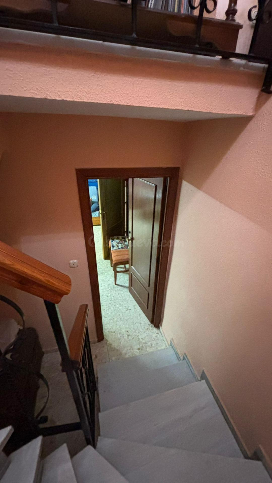 Bonita casa en el centro del pueblo de Padul - foto 5