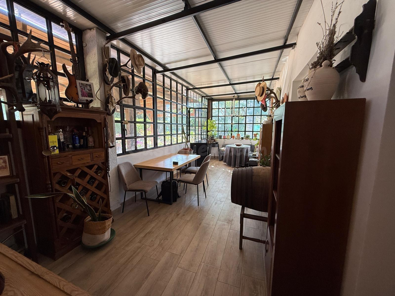 Espectacular Chalet con Piscina y Gran Parcela en Casería Ro - foto 4