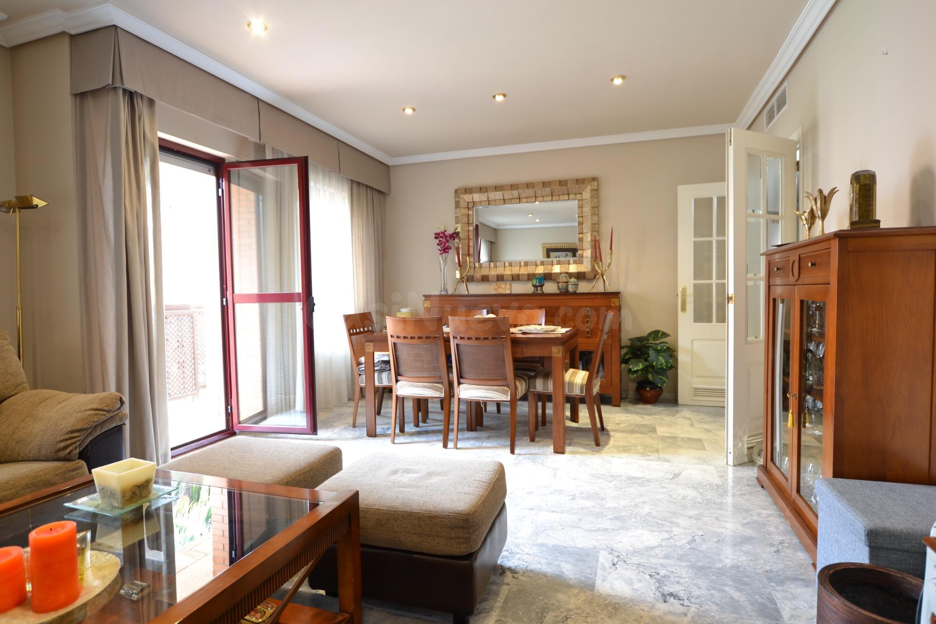 Espectacular piso de 5 habitaciones, garaje, terraza... junt - foto 4